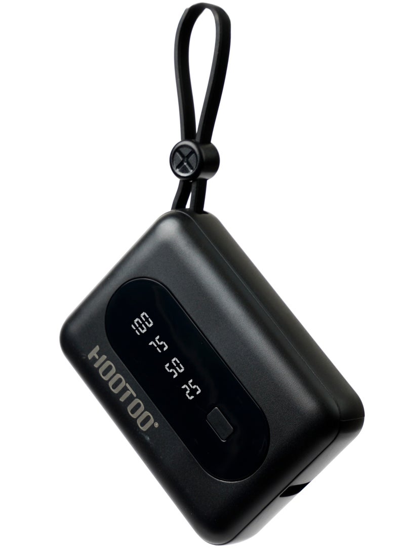 هوتو شاحن متنقل صغير جدا بسعة 10000 مللي أمبير. باور بانك قوي بمؤشر  لعرض نسبة الشحن. باور بنك  يمنفذين (تايب سي & يو اس بي). بطاريه متنقله باسلاك شحن (شاحن لايتنينق & شاحن تايب سي) مدمجة. بور بانك امن يسمح بحمله في الطائرات. بور بنك مزود باعلا انظمة الحماية. بطاريه متوافقة مع شواحن ايفون وسامسونج وغيرها من الهواتف. - Image 1