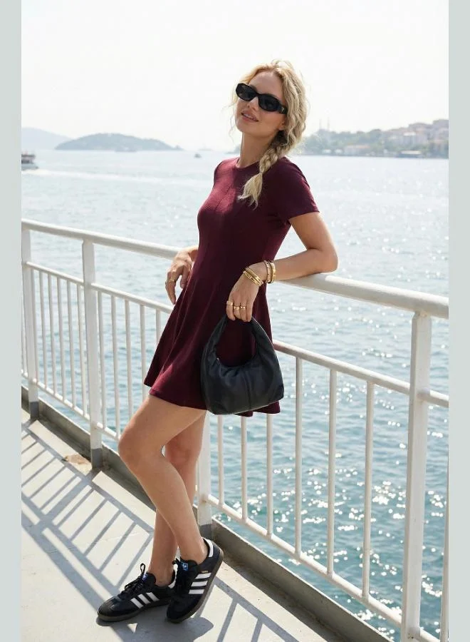 ليلا Lela Regular Fit Crew Neck Pleated Mini Dress Women's Dress 5866342