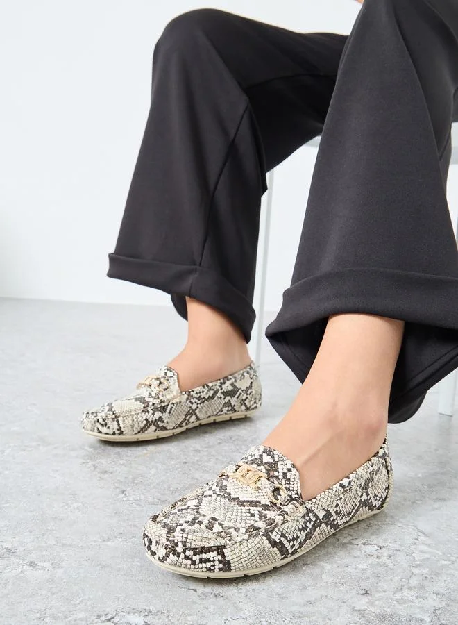 Styli Styli Casual Snake Print Buckle Detail Shoes