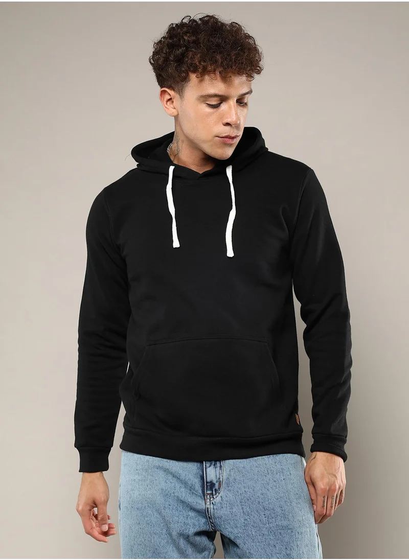 Campus Sutra Men's Black Pullover Hoodie With Contrast Drawstring