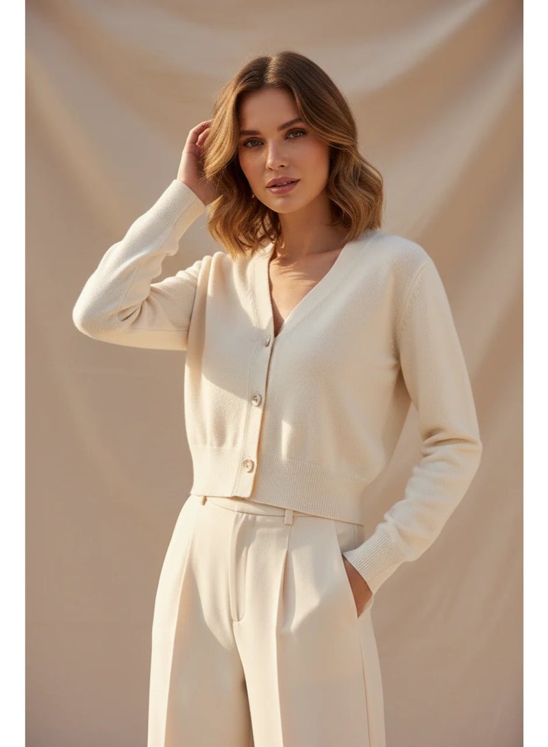 Women's V-Neek Croopped Cardigan - Image 3