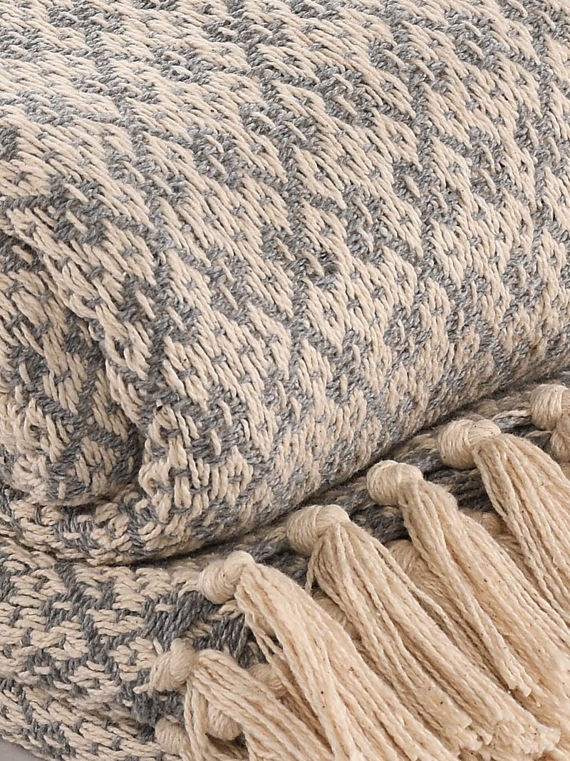 SASHAA WORLD Soft Throw Blanket | Used Both Indoor and Outdoor |Blanket for Living Room, Sofa, Bed & Chair | Grey Throw Blanket| Pack of 1, 180 x130 cm, Cotton| Reversible - Image 3