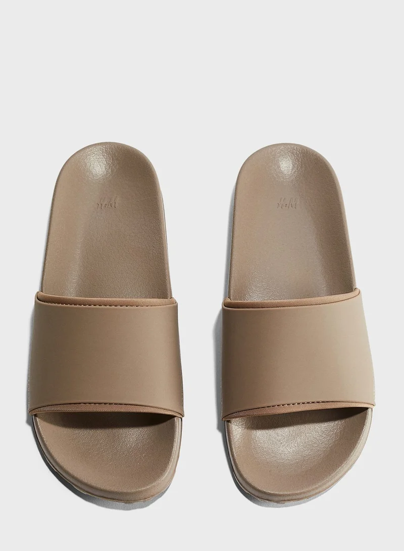 H&M Pool Slides