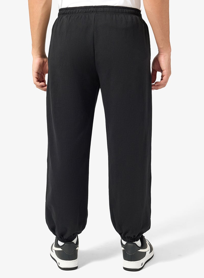 سفنتي فايف بنطلون رياضي فضفاض بتصميم جرافيك - Image 3