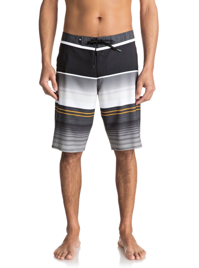Quiksilver Men's Everyday Stripe Vee 21 Boardshort, Tarmac, 30 - Image 1