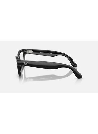 RAY-BAN Skyler (Gen 1) Shiny Black Frame Clear to Amethyst Transitions Lens Standard High Bridge Clear/Amethyst Transitions - view 4