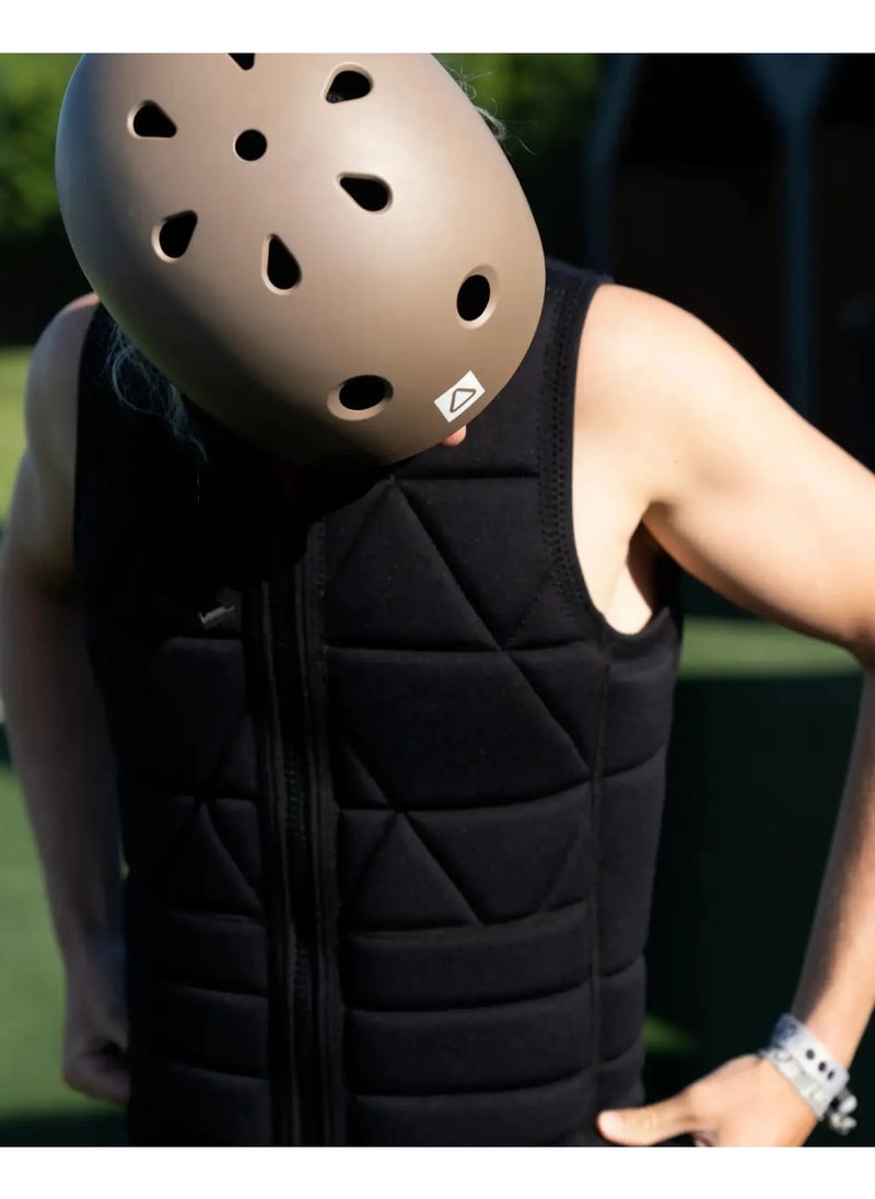 follow Follow Love nor Money Impact Vest  - Image 4