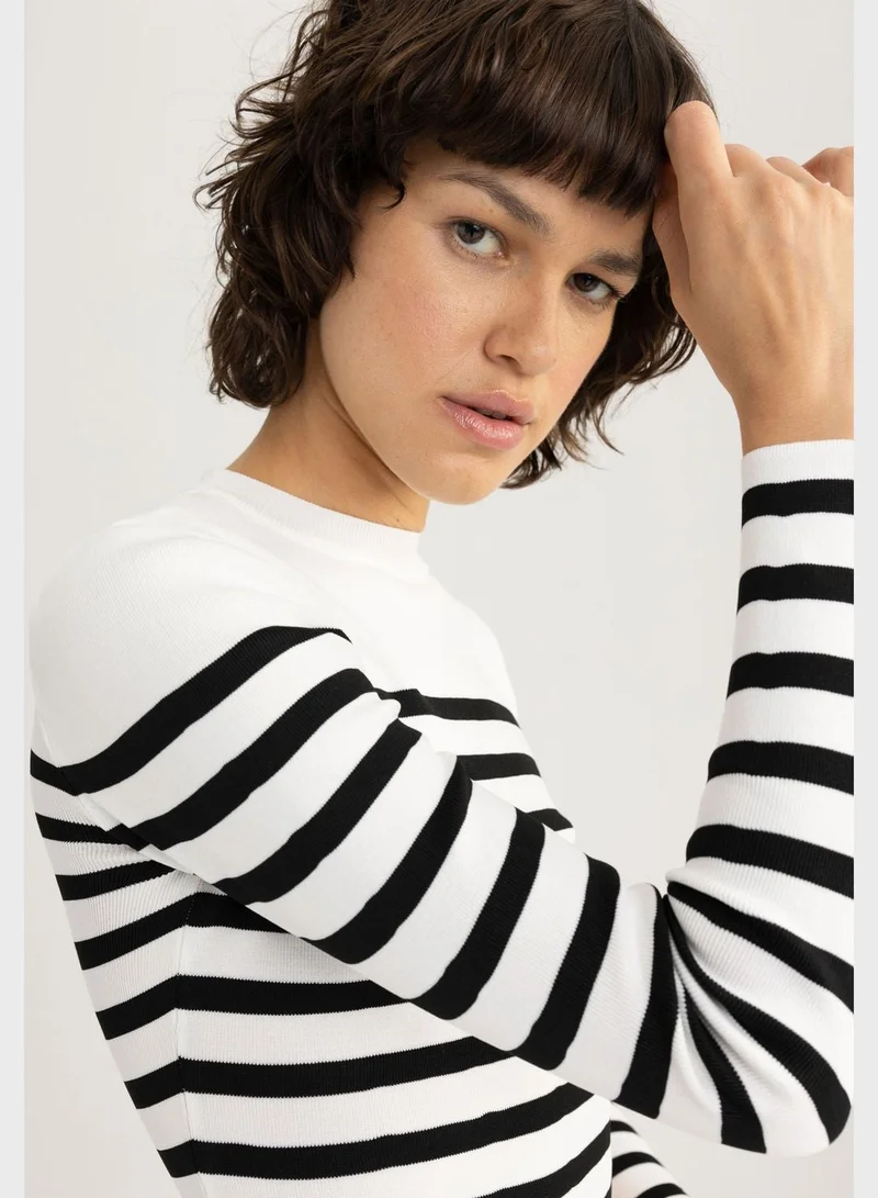 DeFacto  Slim Fit Crew Neck Striped Sweater for Women | Best Price UAE