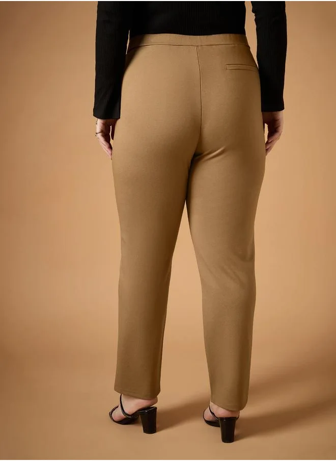 SASSAFRAS Plus Size Solid Mid Rise Slim Fit Pants by Styli