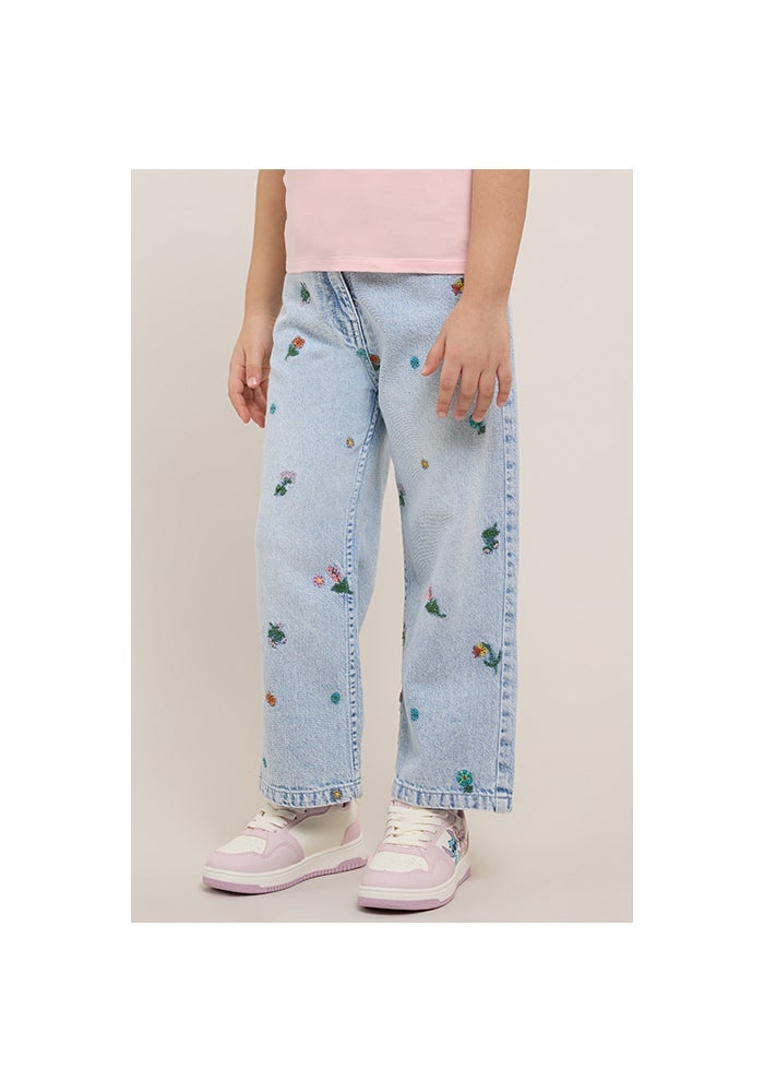 R&B Embroidered Wide Leg Jeans with Button Closure - Image 4