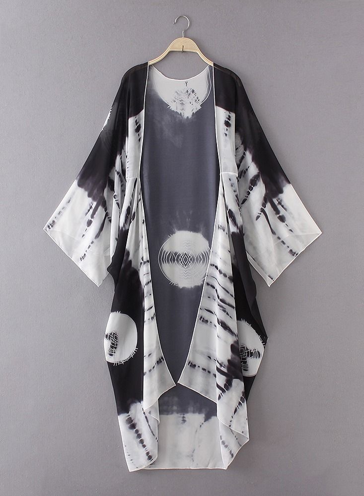 Loquat غطاء شاطئي فضفاض طويل بطباعة متباينة باللون الأسود - Image 1