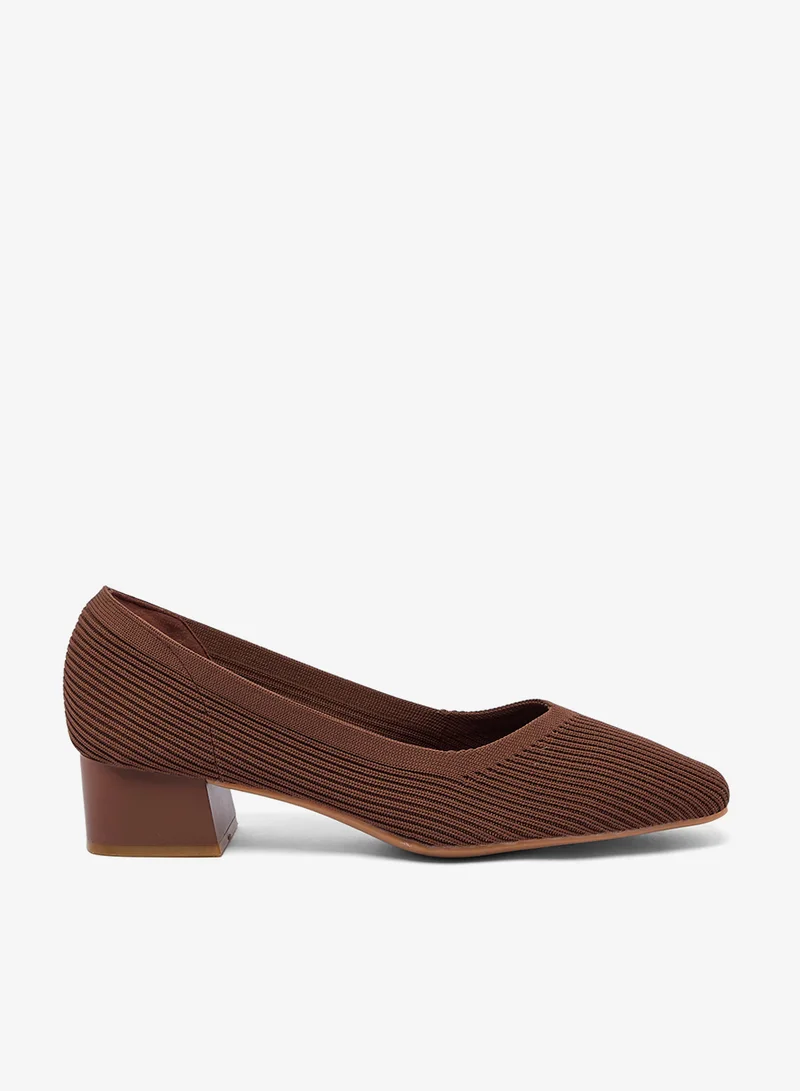 THE BROWN classic pumps