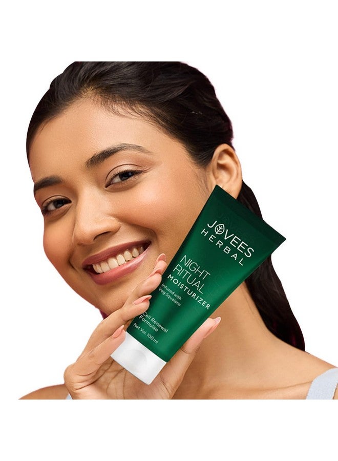 JOVEES Herbal Night Ritual Cream Moisturizer | Prevents Dark Spots | Reduces Fine Line | Skin Renewal & Rejuvenation | Nourishes & Hydrates Skin | Exfoliates |All Skin Types 100Ml - Image 3