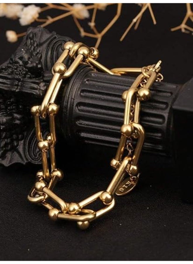 UShop A stylish and modern bracelet with distinctive interlocking links from U-Shop, crafted from 18k gold-plated stainless steel, featuring a luxurious gold clasp and chain. Perfect as a gift for women. - Image 5
