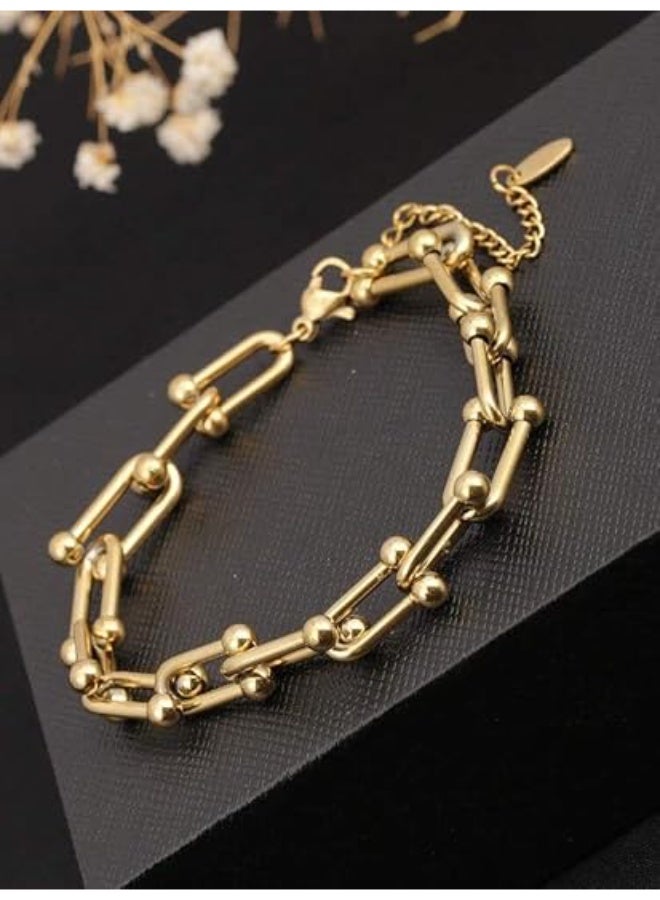 UShop A stylish and modern bracelet with distinctive interlocking links from U-Shop, crafted from 18k gold-plated stainless steel, featuring a luxurious gold clasp and chain. Perfect as a gift for women. - Image 3