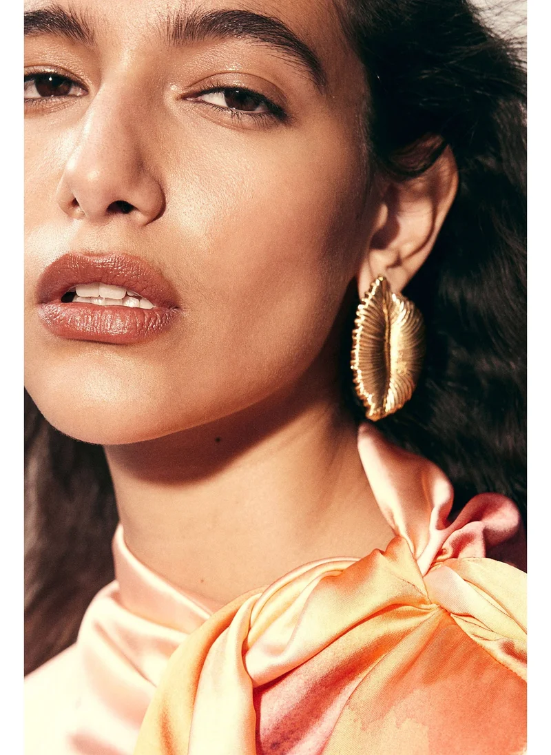 H&M Leaf-Shaped Earrings