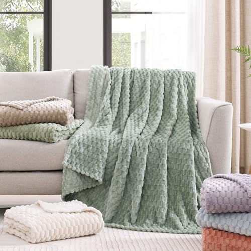 Monbix Light Sage Green Fleece Throw Blanket for Couch- Room Decor Soft Cozy Blankets for Women, Lightweight Fleece Flannel Bed Blanket Suitable for All Seasons(50"×60",Light Sage Green) - Image 2