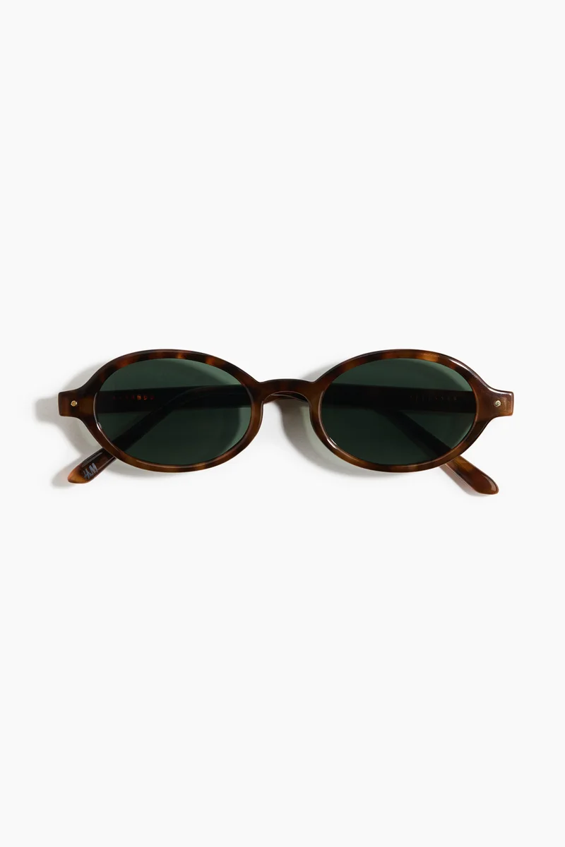 Oval sunglasses