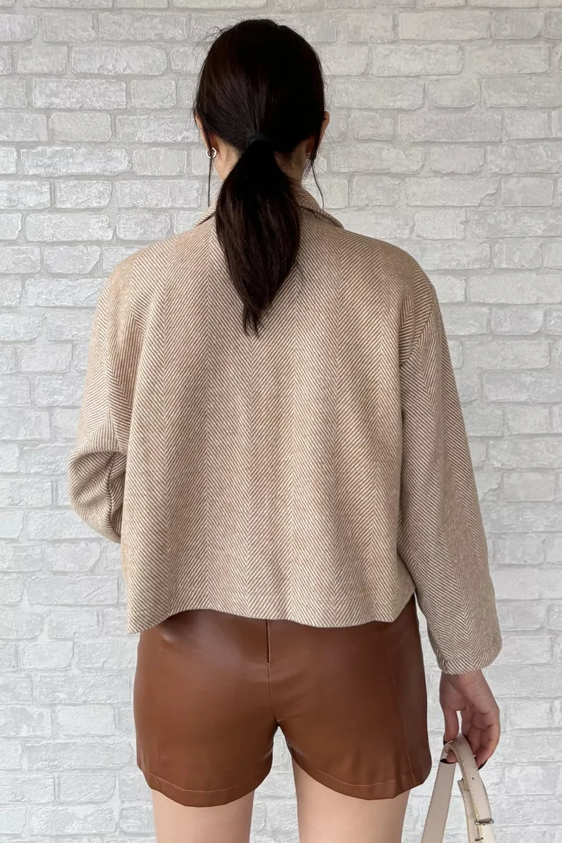 جولسلي Striped Short Coat with Pockets