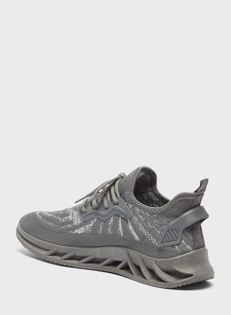 شو اكسبرس Lace Up Low Top Sneakers
