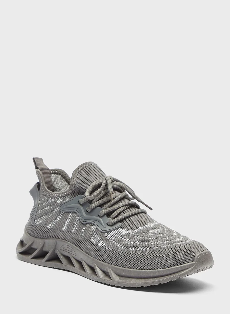 شو اكسبرس Lace Up Low Top Sneakers
