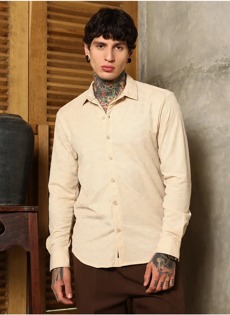 كامبوس سوترا Men's Khaki Beige Chevron-Tactile Shirt For Casual Wear | Spread Collar | Long Cuffed Sleeves | Button Closure | Shirt Crafted With Comfort Fit For Everyday Wear