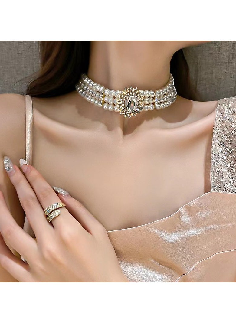 KUYING Vintage Pearl Studded Diamond Necklace 