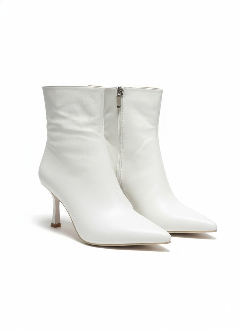 Vbranda Elegant leather ankle boots featuring a modern design - Image 1