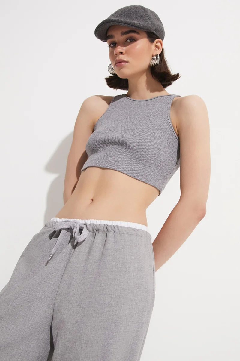JUNE Women's Body-Smooth Halter Neck Crop Camisole Blouse
