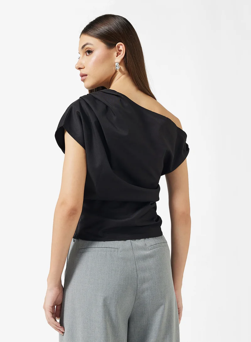 ELLA Asymmetrial Neck Ruched Top