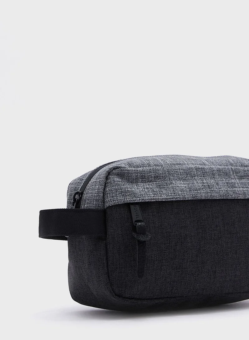 Herschel Chapter Carry On Toiletry Bag