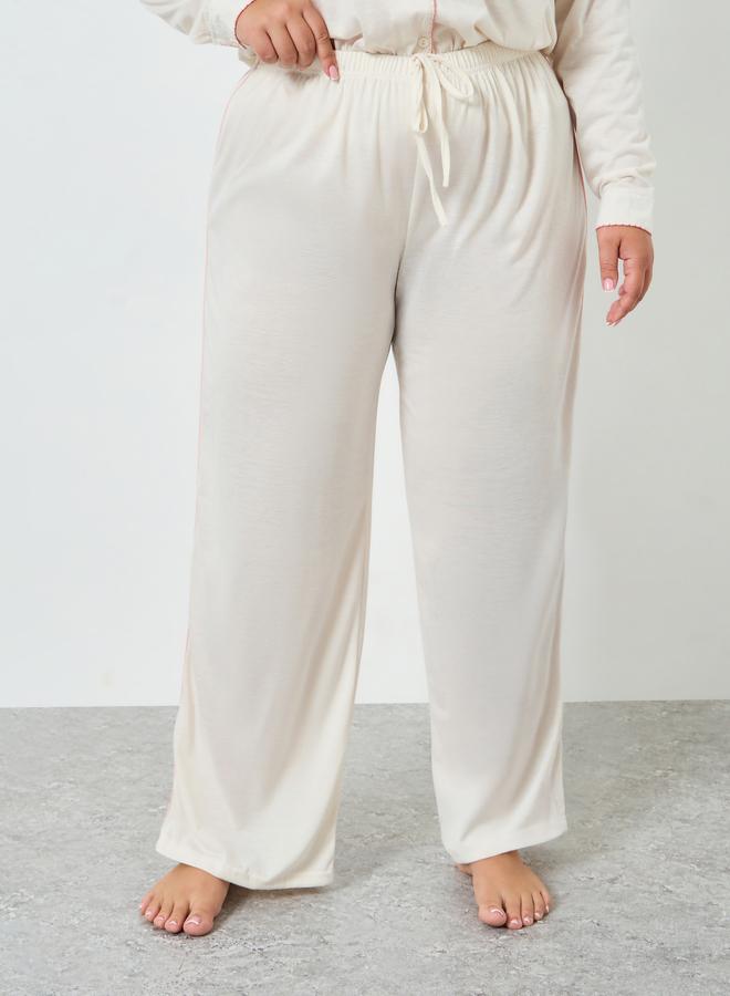 Styli Plus Size Cream Heart Printed Shirt and Pyjama Set - Image 4