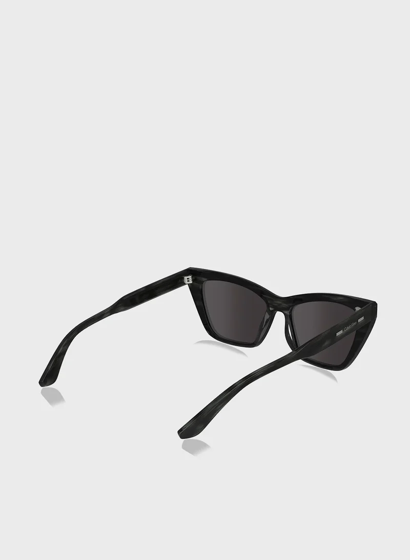 كالفن كلاين Butterfly Sunglasses