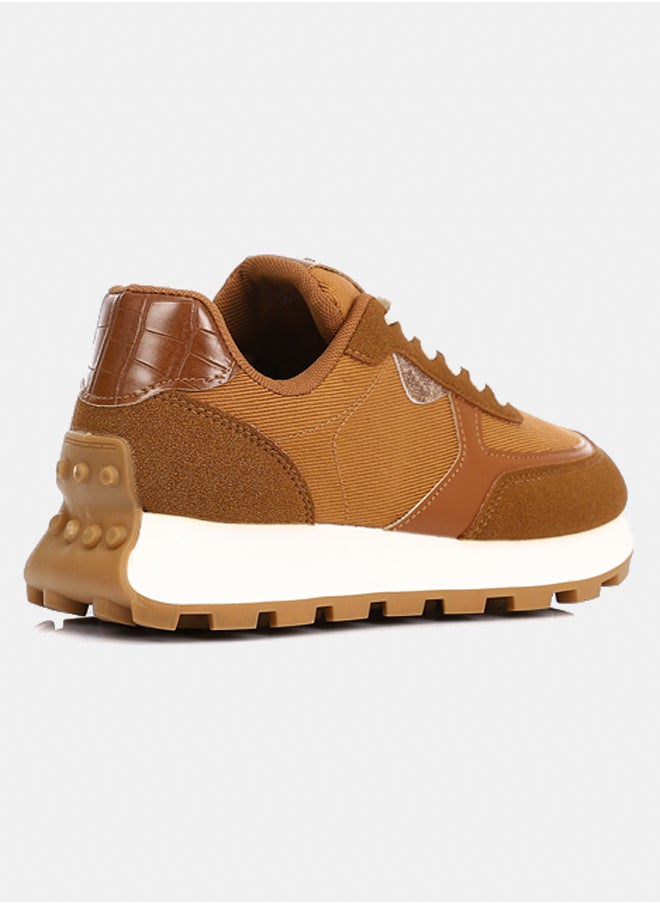 DejaVu Fashionable Sneakers  - Image 3