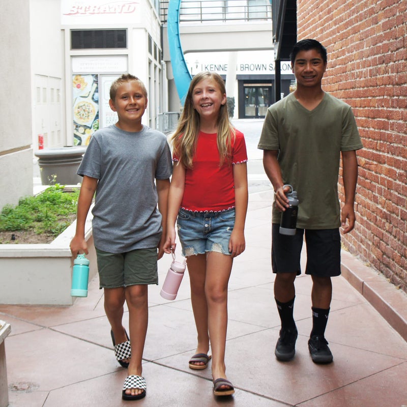 Takeya زجاجة مياه تكييا أكتيفز للأطفال سعة 16 أونصة مع غطاء قشة، بلاتينيوم/أونيكس - Image 3