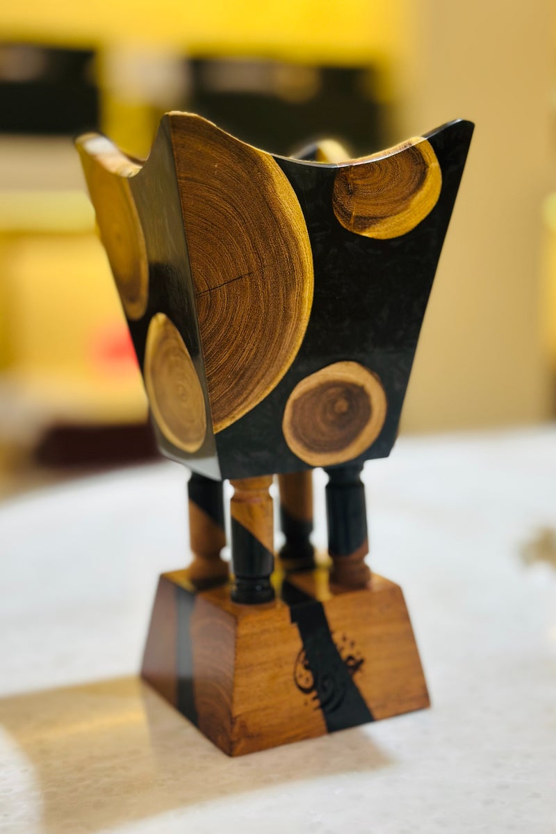 أودي "مبخرة فاخرة من العود الراتنجي والخشب الطبيعي – مبخرة يدوية سوداء بحجم 9 إنش للبخور والعود واللبان – مبخرة ديكورية راقية للمجالس، المنزل، المكتب والهدايا " - Image 3