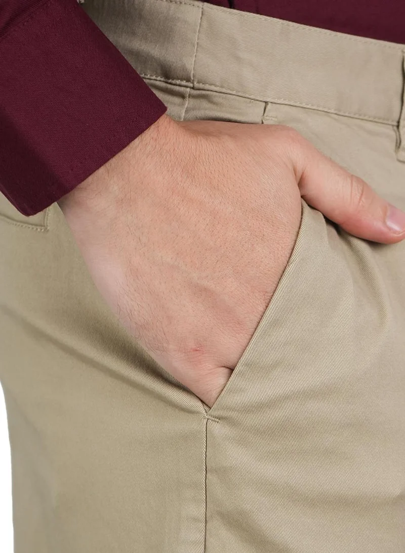 GIORDANO  Men’s Relaxed Straight Cotton Stretch Khaki Pants for Men | Best Price UAE