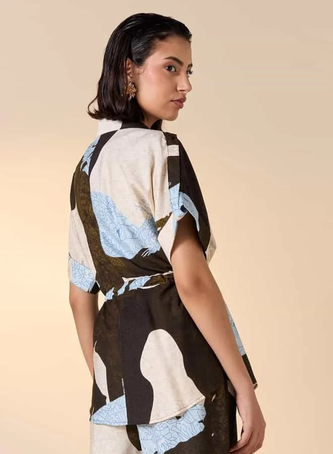 Iconic Iconic All-Over Print Collar Shirt with Short Sleeves and Waist Tie-Up