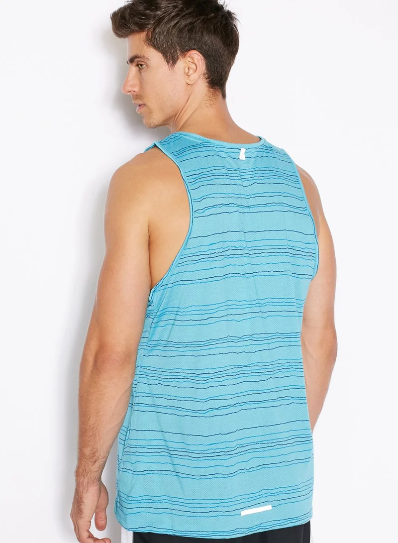 Nike Dri-Fit Cool  Tailwind Vest
