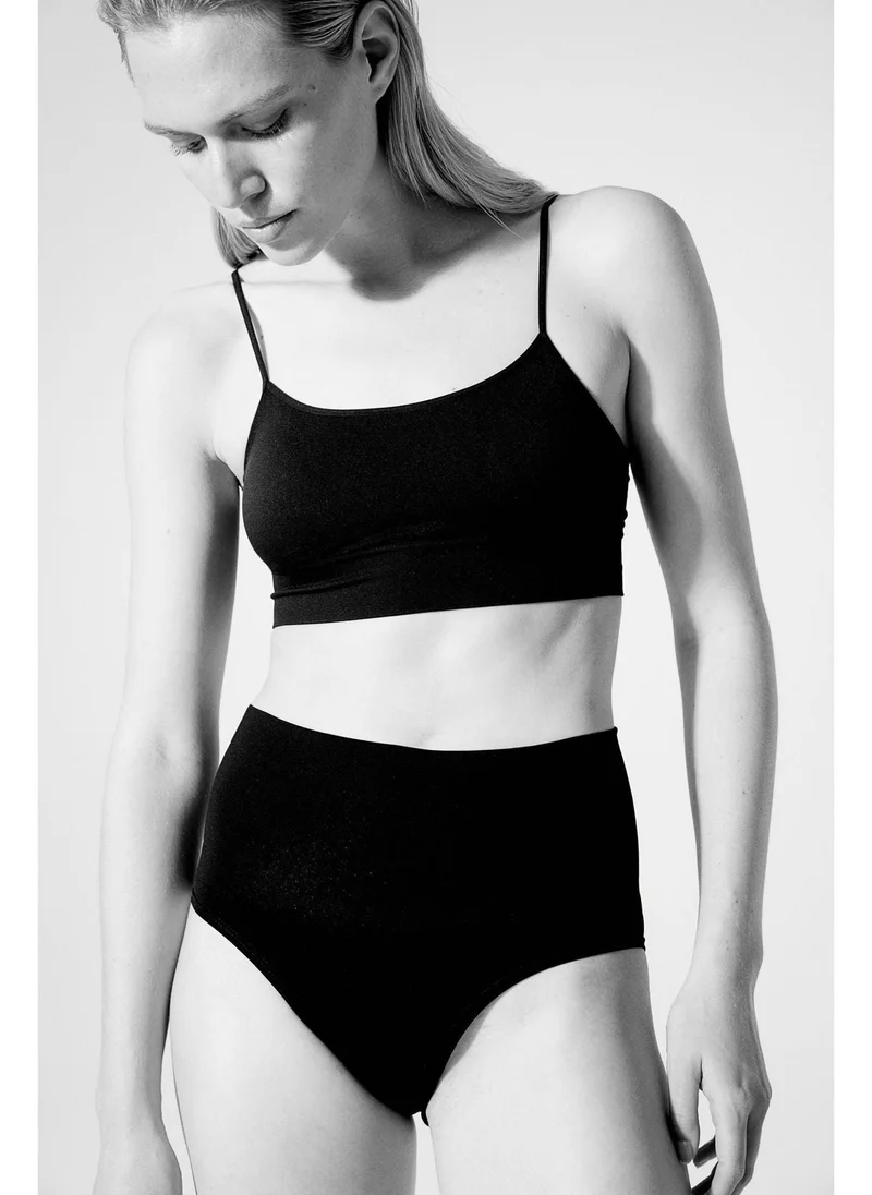 H&M 2-pack firm shaping briefs
