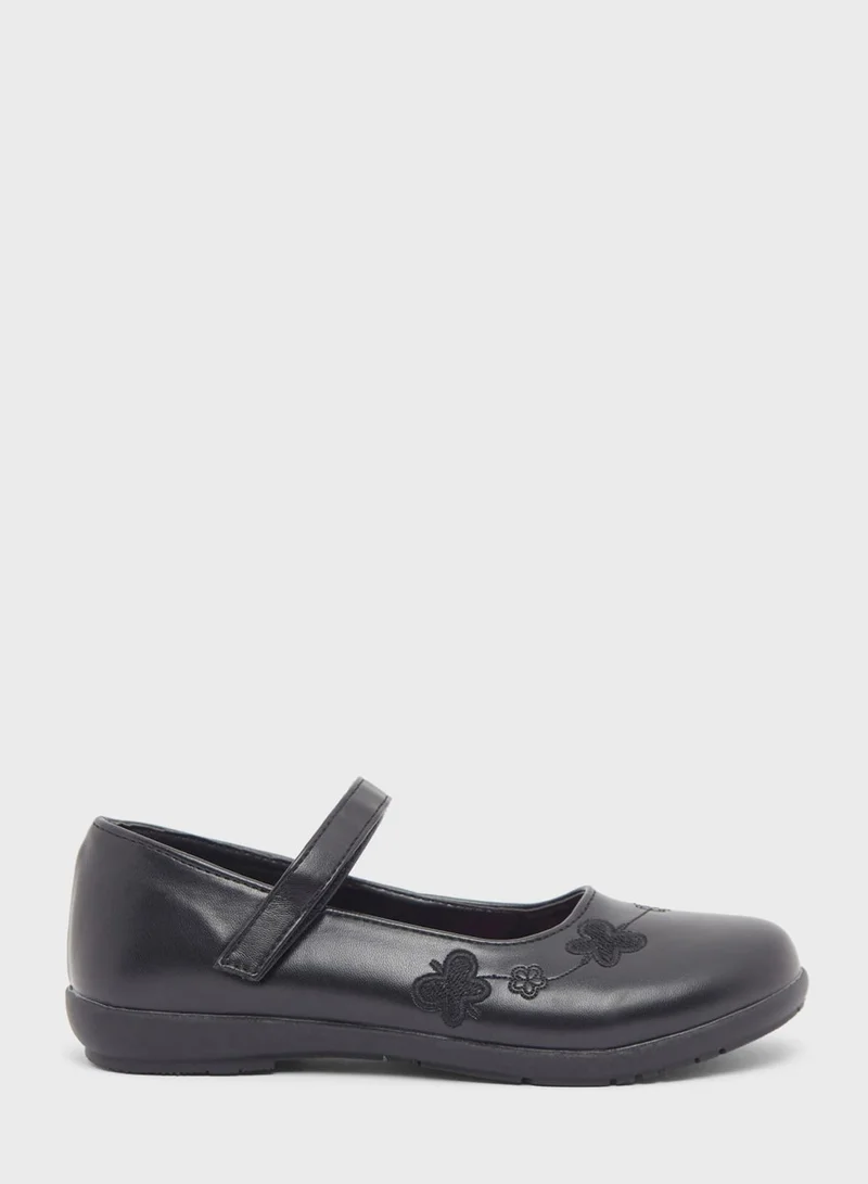 shoexpress Kids Floral Slip On
