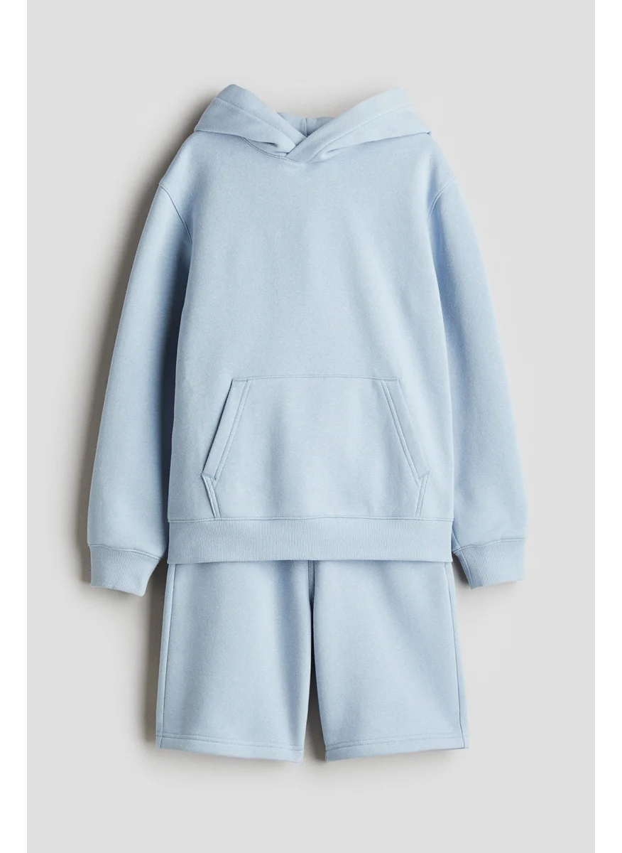 اتش اند ام 2-Piece Hoodie And Sweatshorts Set