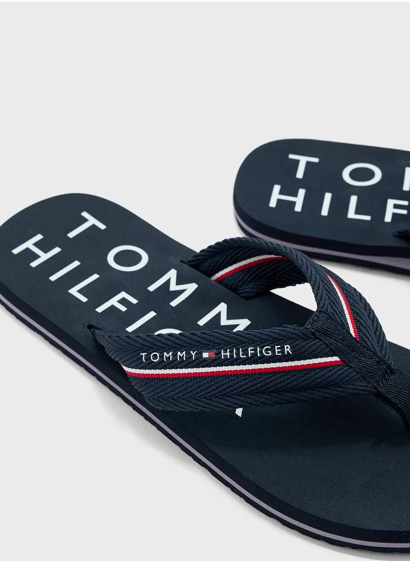تومي هيلفيغر Monogram Beach Flip Flops