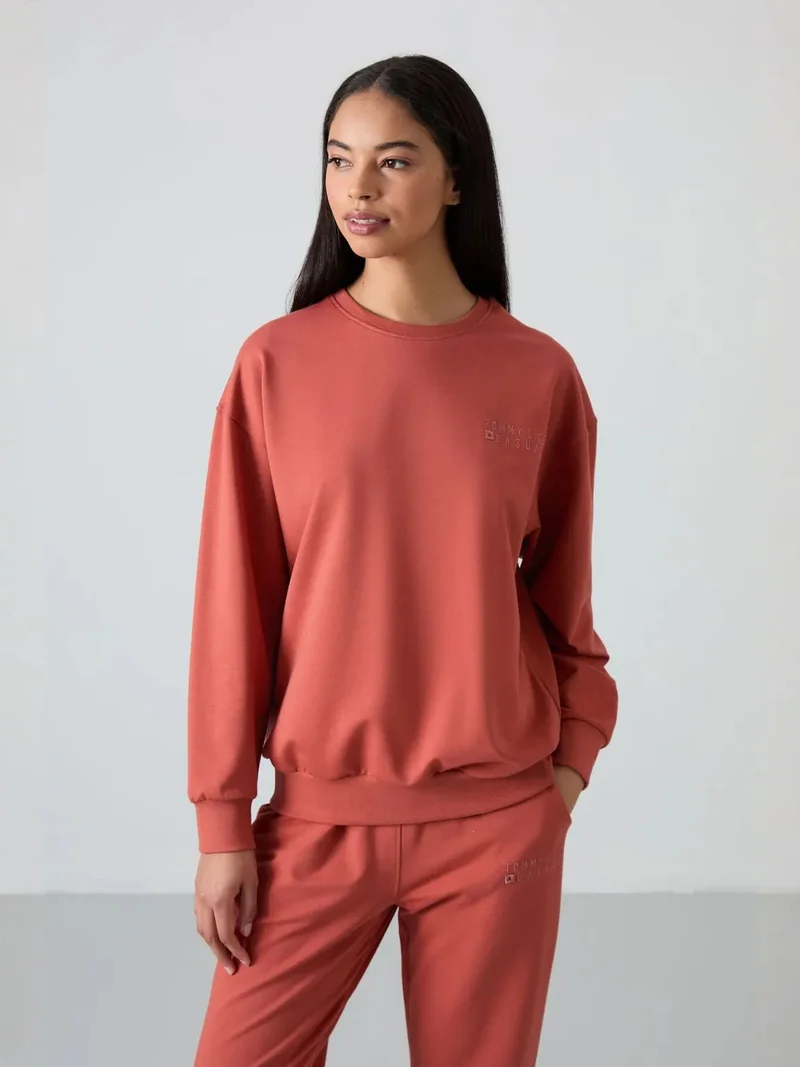 تومي لايف TOMMY Oversized Sweatshirt And Elastic Hem Pants Set