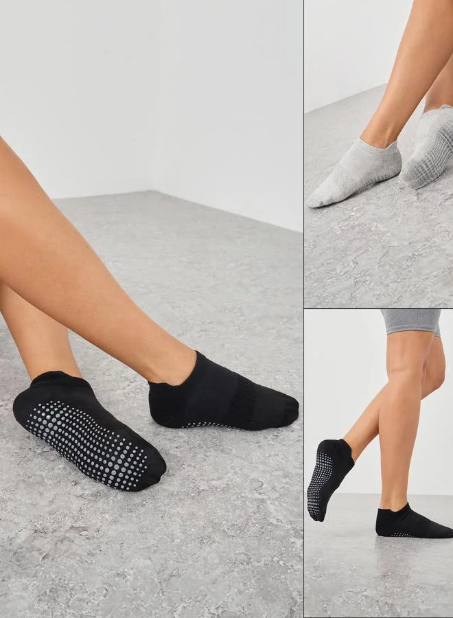 Styli Styli Pack of 2 - Breathable Insert Silicon Base Tab Yoga Socks