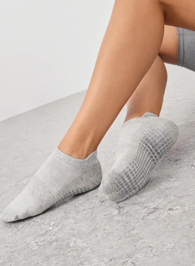 ستايلي Styli Pack of 2 - Breathable Insert Silicon Base Tab Yoga Socks