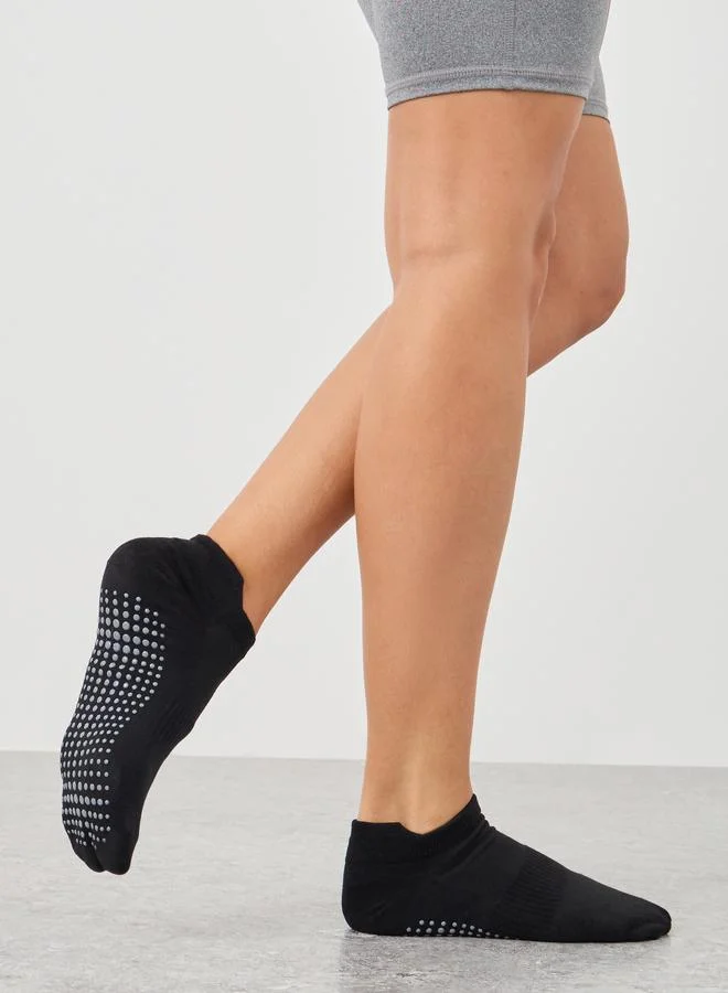 ستايلي Styli Pack of 2 - Breathable Insert Silicon Base Tab Yoga Socks