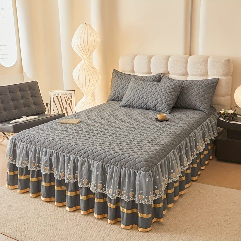 3pcs Set High-End Luxurious Quilted -Lined Lace Trim Bed Skirt Set: Bed Skirt *1 + Pillowcases *2. Skin-friendly, Breathable, Soft, and Comfortable Bed Skirt. Thickened and Warm Bedding for Autumn and Winter. Non-slip Mattress Protector, Solid Color - Image 1
