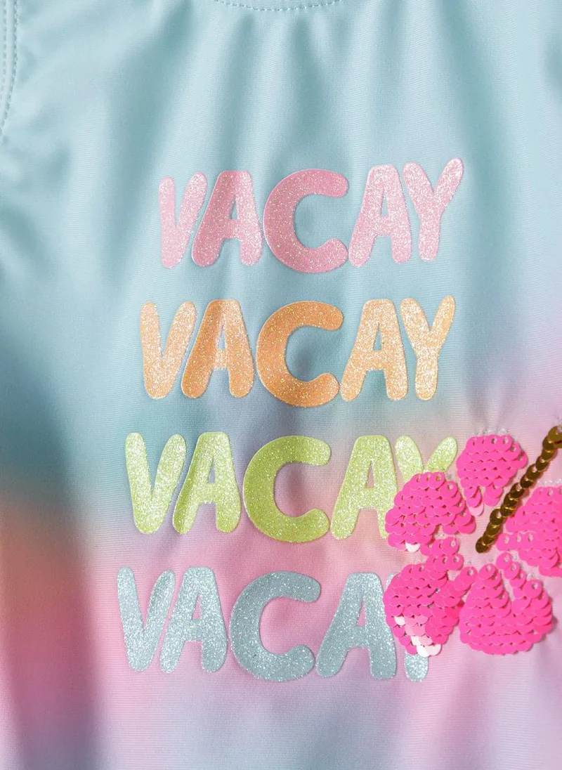مينوتي مايوه بناتي بلون متدرج مع ترتر وكلمة VACAY