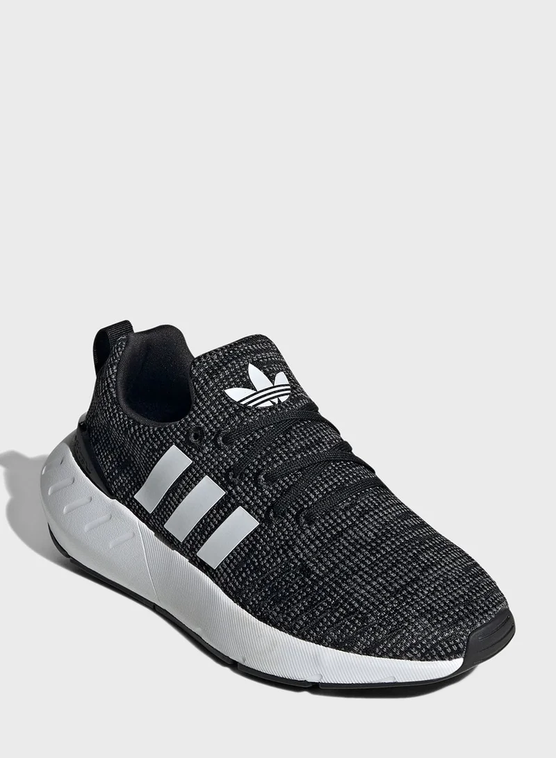 adidas Originals Youth Swift Run 22